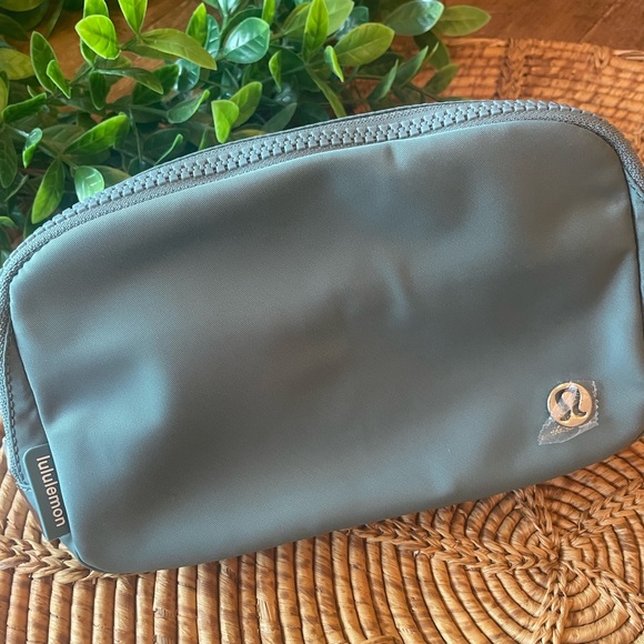 lululemon athletica Handbags - NWT Lululemon Sage Everywhere Belt Bag
